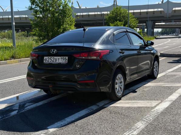 Hyundai Solaris II с пробегом 2018 года, цена 1 229 000 рублей, 160000 км, седан, Автокод Объявления