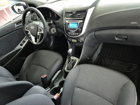 Hyundai Solaris I с пробегом 2012 года, цена 969 000 рублей, 79304 км, седан, Автокод Объявления