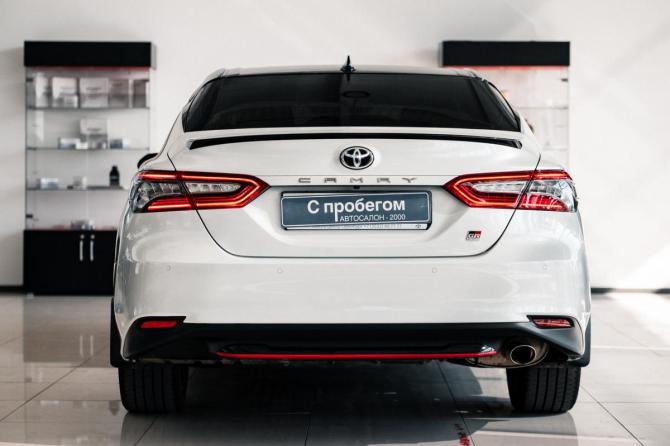 Toyota Camry VIII (XV70) Рестайлинг с пробегом 2021 года, цена 3 250 000 рублей, 61922 км, седан, Автокод Объявления