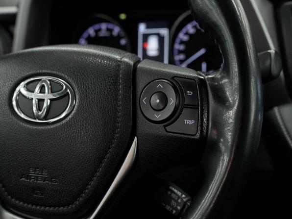 Toyota RAV4 IV (XA40) Рестайлинг с пробегом 2018 года, цена 2 408 000 рублей, 116631 км, внедорожник, Автокод Объявления