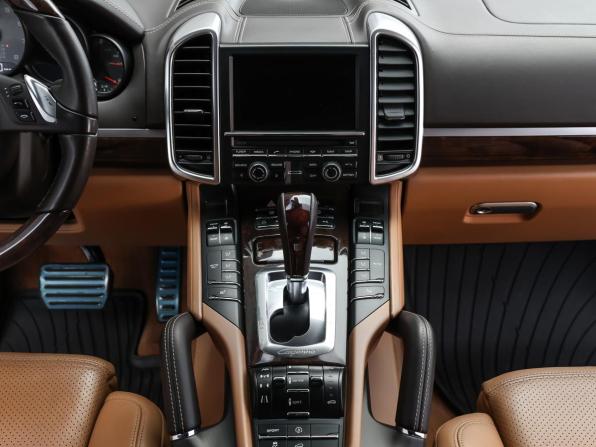 Porsche Cayenne II (958) с пробегом 2012 года, цена 2 698 000 рублей, 199710 км, внедорожник, Автокод Объявления