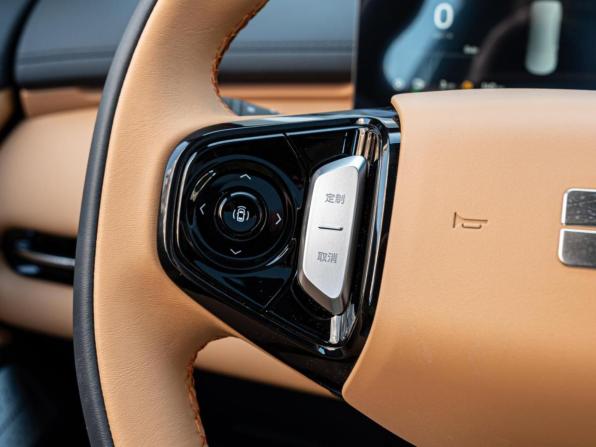 Geely Galaxy Starship 7 с пробегом 2025 года, цена 3 169 000 рублей, 104 км, внедорожник, Автокод Объявления