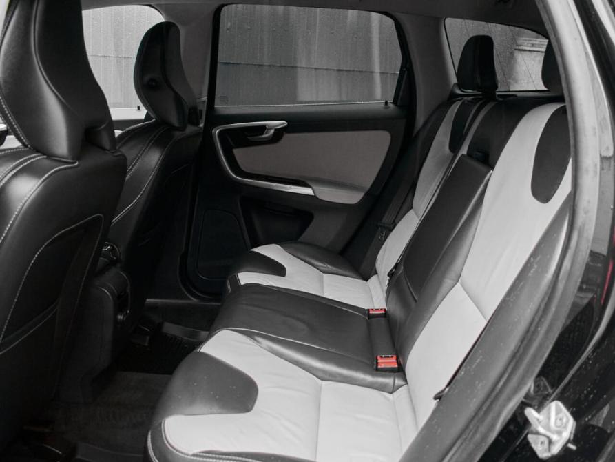 Volvo XC60 I Рестайлинг Екатеринбург  - изображение 23