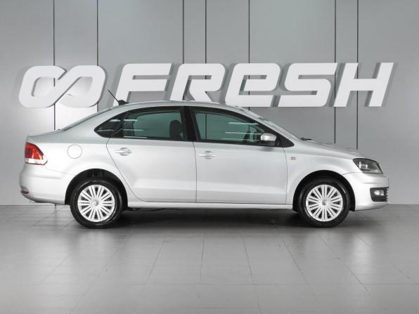 Volkswagen Polo V Рестайлинг с пробегом 2017 года, цена 1 272 000 рублей, 122001 км, седан, Автокод Объявления