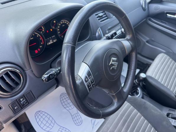 Suzuki SX4 I (Classic) Рестайлинг с пробегом 2012 года, цена 699 900 рублей, 218206 км, хэтчбек, Автокод Объявления