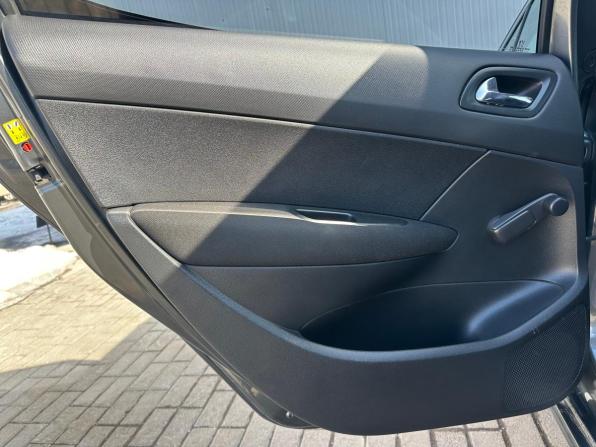 Peugeot 308 I с пробегом 2009 года, цена 475 000 рублей, 141000 км, хэтчбек, Автокод Объявления