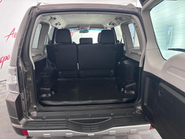 Mitsubishi Pajero IV Рестайлинг 1 с пробегом 2011 года, цена 1 955 000 рублей, 190000 км, внедорожник, Автокод Объявления