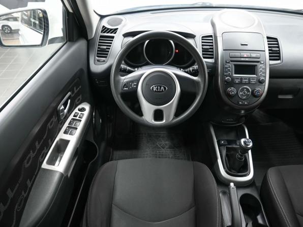 Kia Soul I Рестайлинг с пробегом 2013 года, цена 1 199 900 рублей, 68000 км, хэтчбек, Автокод Объявления
