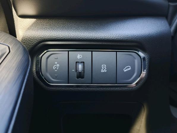 Haval Jolion I Рестайлинг с пробегом 2024 года, цена 2 105 000 рублей, 37462 км, внедорожник, Автокод Объявления