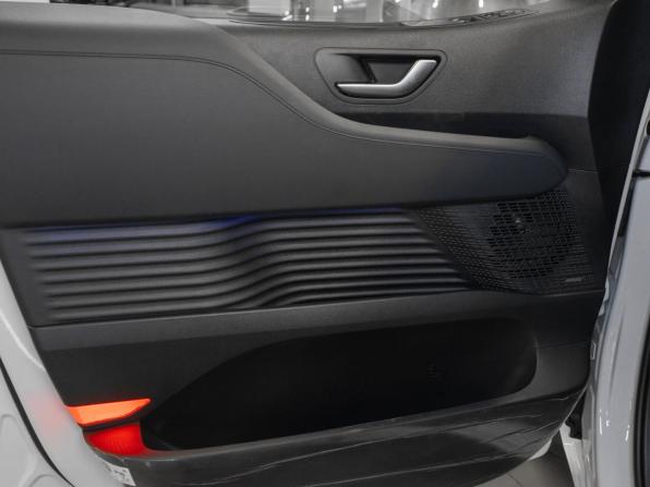 Hyundai Staria I с пробегом 2025 года, цена 8 250 000 рублей, 1776 км, минивэн, Автокод Объявления