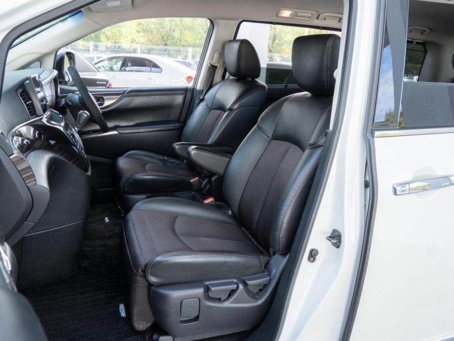 Nissan Elgrand III (E52) Рестайлинг Волгоград  - изображение 8