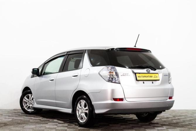 Honda Fit Shuttle I Рестайлинг с пробегом 2011 года, цена 829 000 рублей, 196000 км, универсал, Автокод Объявления