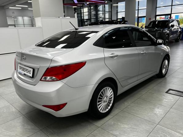Hyundai Solaris I Рестайлинг с пробегом 2016 года, цена 1 100 000 рублей, 117000 км, седан, Автокод Объявления
