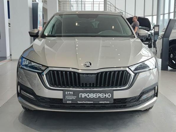 Skoda Octavia IV (A8) с пробегом 2021 года, цена 2 551 000 рублей, 41237 км, лифтбек, Автокод Объявления