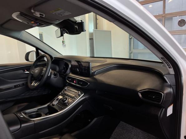Hyundai Santa Fe IV Рестайлинг с пробегом 2021 года, цена 3 650 000 рублей, 87600 км, внедорожник, Автокод Объявления