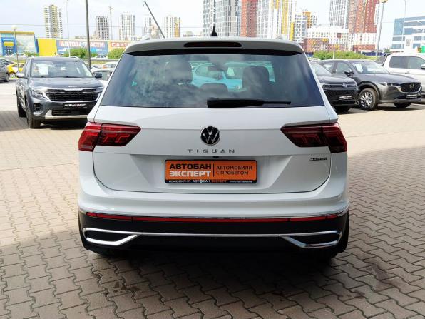 Volkswagen Tiguan II Рестайлинг с пробегом 2021 года, цена 3 099 000 рублей, 142500 км, внедорожник, Автокод Объявления