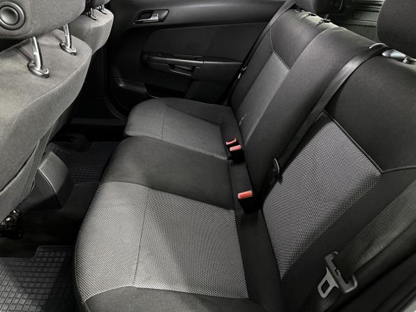 Opel Astra H Рестайлинг с пробегом 2009 года, цена 680 000 рублей, 252573 км, универсал, Автокод Объявления