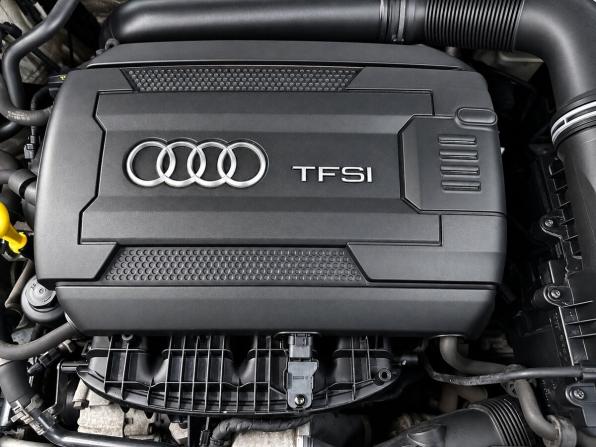 Audi Q3 I (8U) Рестайлинг с пробегом 2015 года, цена 1 930 000 рублей, 125287 км, внедорожник, Автокод Объявления