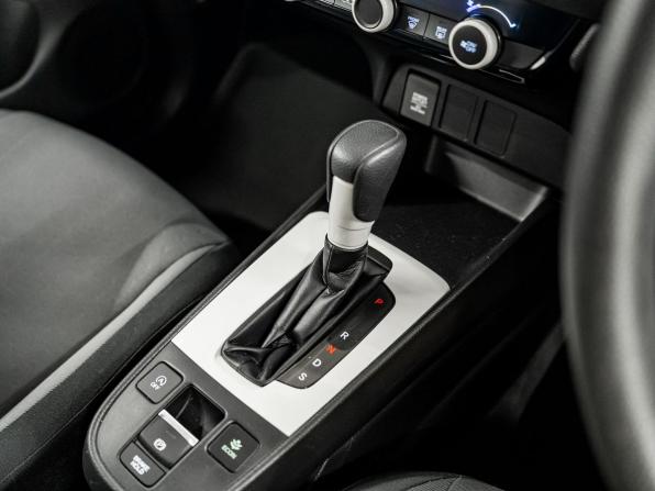 Honda Fit IV с пробегом 2021 года, цена 1 245 000 рублей, 102350 км, хэтчбек, Автокод Объявления