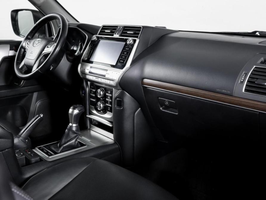 Toyota Land Cruiser Prado 150 Series Рестайлинг 2 Москва  - изображение 9