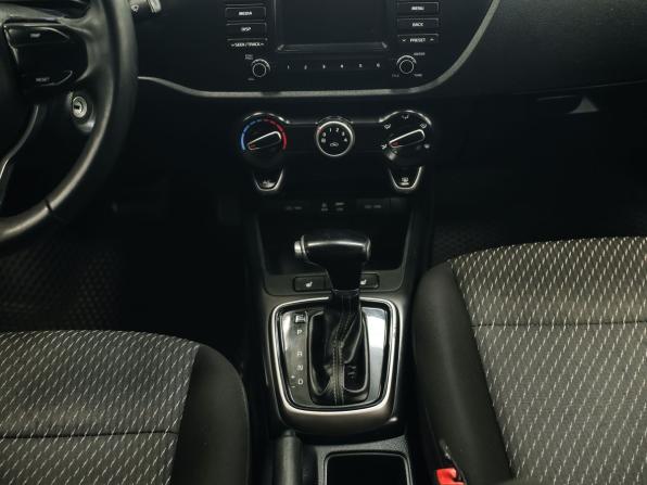 Kia Rio IV с пробегом 2018 года, цена 1 086 000 рублей, 122281 км, седан, Автокод Объявления