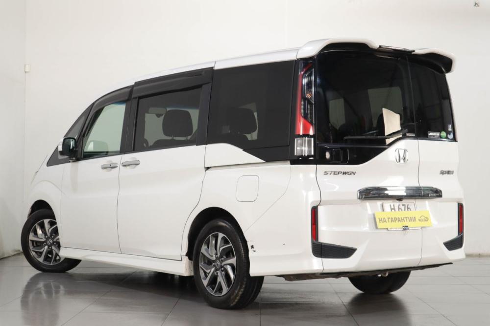 Honda Stepwgn V Челябинск  - изображение 5