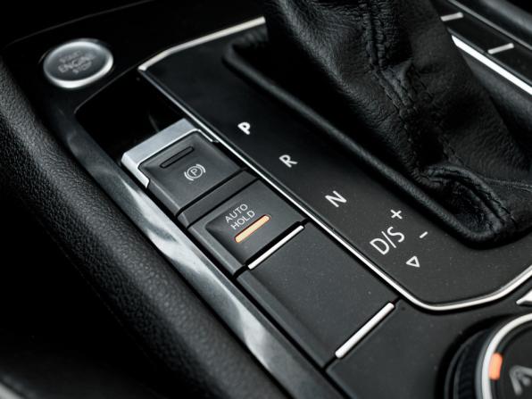 Volkswagen Tiguan II с пробегом 2018 года, цена 3 150 000 рублей, 97925 км, внедорожник, Автокод Объявления