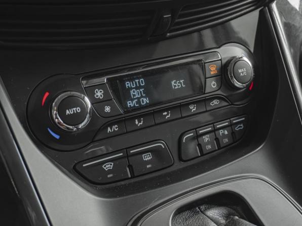 Ford Kuga II с пробегом 2014 года, цена 1 090 000 рублей, 139395 км, внедорожник, Автокод Объявления