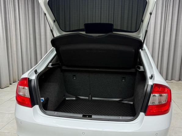 Skoda Rapid I с пробегом 2015 года, цена 1 199 000 рублей, 174696 км, лифтбек, Автокод Объявления