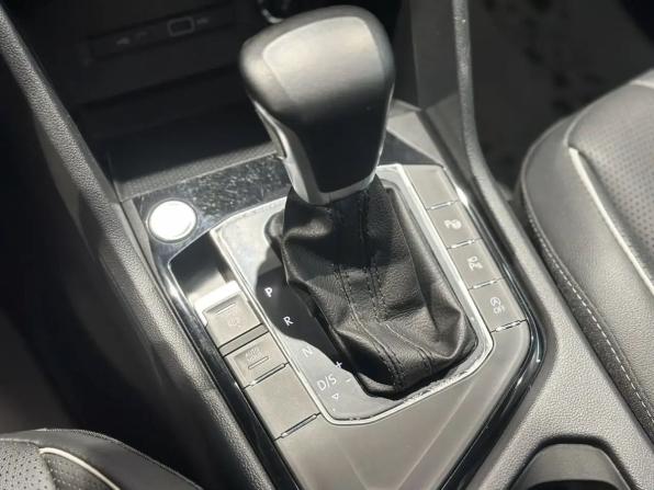 Volkswagen Tiguan II Рестайлинг (China Market) с пробегом 2021 года, цена 3 800 000 рублей, 58300 км, внедорожник, Автокод Объявления