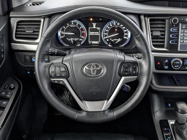 Toyota Highlander III (XU50) с пробегом 2014 года, цена 2 830 000 рублей, 209587 км, внедорожник, Автокод Объявления