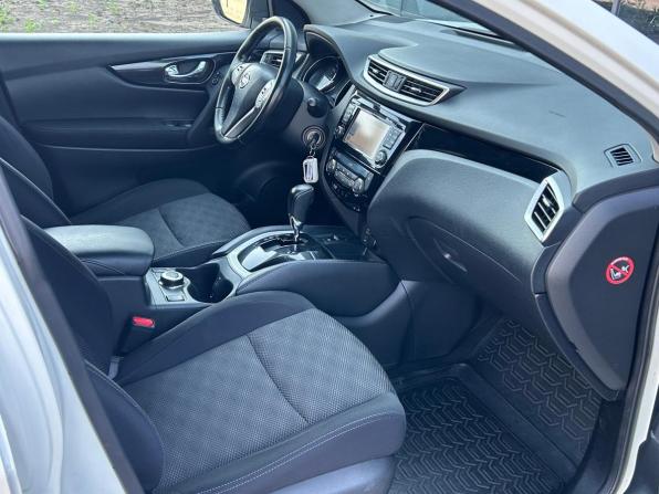 Nissan Qashqai II с пробегом 2017 года, цена 1 480 000 рублей, 212000 км, внедорожник, Автокод Объявления