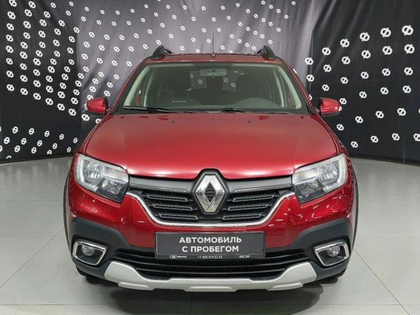 Renault Sandero II Рестайлинг с пробегом 2018 года, цена 985 000 рублей, 126666 км, хэтчбек, Автокод Объявления