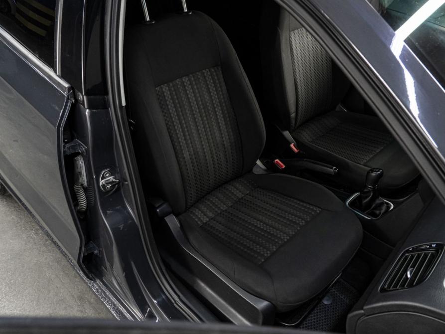 Volkswagen Polo V Рестайлинг Тюмень  - изображение 16