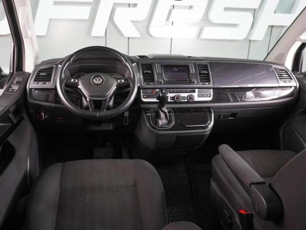Volkswagen Multivan T6 с пробегом 2018 года, цена 3 069 000 рублей, 220980 км, минивэн, Автокод Объявления