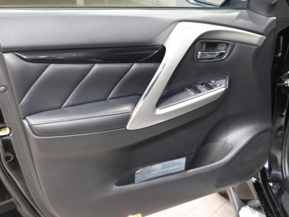 Mitsubishi Pajero Sport III с пробегом 2019 года, цена 2 890 000 рублей, 112000 км, внедорожник, Автокод Объявления