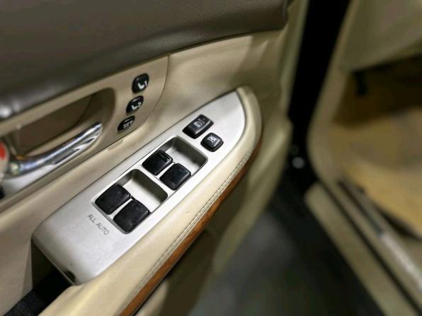 Lexus RX II Рестайлинг с пробегом 2006 года, цена 1 049 000 рублей, 291816 км, внедорожник, Автокод Объявления