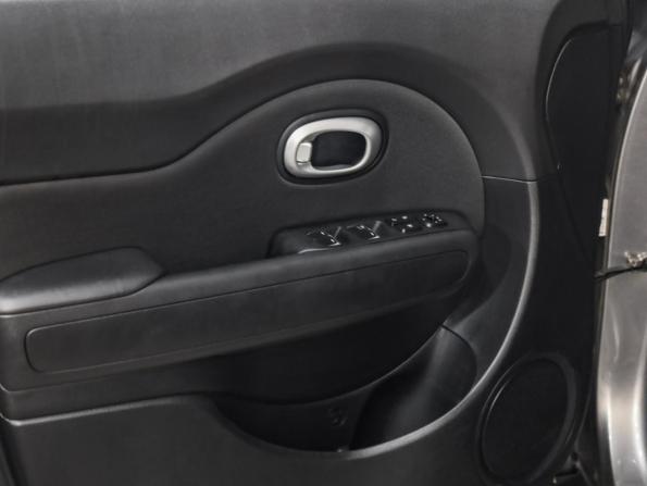 Kia Soul II Рестайлинг с пробегом 2017 года, цена 1 599 000 рублей, 62906 км, хэтчбек, Автокод Объявления