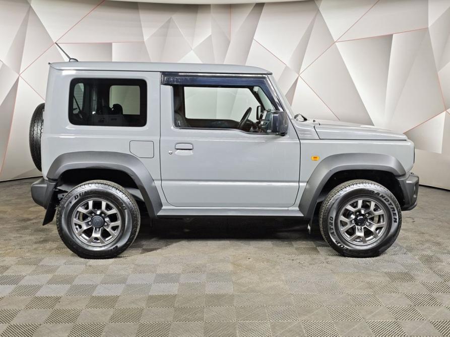 Suzuki Jimny IV Москва  - изображение 6