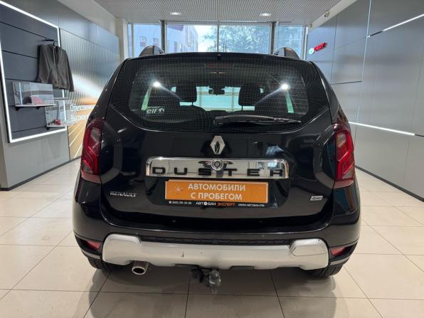 Renault Duster I Рестайлинг с пробегом 2017 года, цена 999 000 рублей, 181000 км, внедорожник, Автокод Объявления