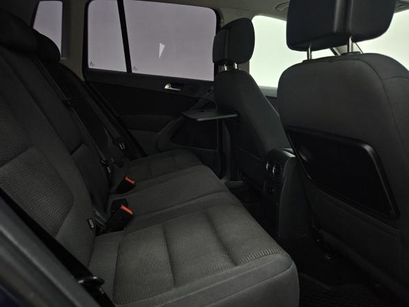 Volkswagen Tiguan I Рестайлинг с пробегом 2013 года, цена 1 390 000 рублей, 175987 км, внедорожник, Автокод Объявления