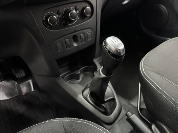 Renault Sandero II Рестайлинг с пробегом 2021 года, цена 1 320 000 рублей, 66662 км, хэтчбек, Автокод Объявления