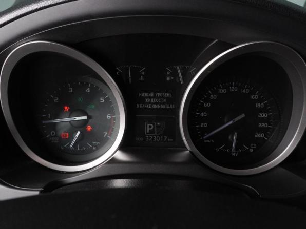 Toyota Land Cruiser 200 Series Рестайлинг 1 с пробегом 2012 года, цена 3 910 000 рублей, 323017 км, внедорожник, Автокод Объявления