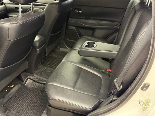 Mitsubishi Outlander III Рестайлинг 3 с пробегом 2018 года, цена 2 210 000 рублей, 173000 км, внедорожник, Автокод Объявления