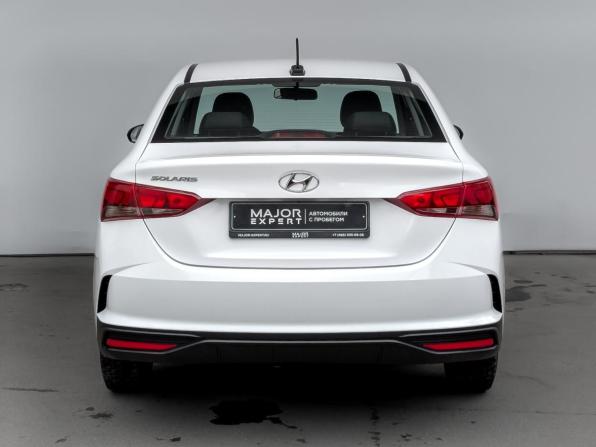 Hyundai Solaris II Рестайлинг с пробегом 2022 года, цена 1 670 000 рублей, 79311 км, седан, Автокод Объявления