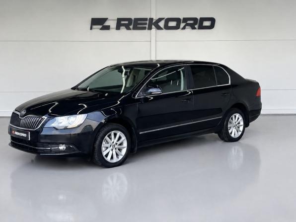 Skoda Superb II Рестайлинг с пробегом 2014 года, цена 1 599 000 рублей, 134000 км, лифтбек, Автокод Объявления