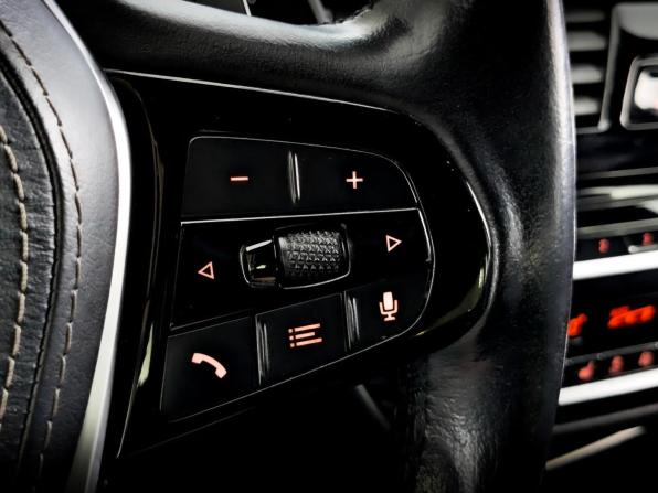 BMW 5 серии VII (G30/G31/G38) с пробегом 2019 года, цена 3 170 000 рублей, 170029 км, седан, Автокод Объявления