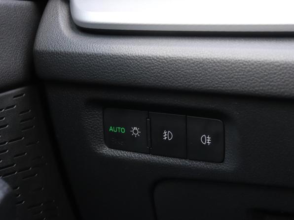 Skoda Octavia IV (A8) с пробегом 2020 года, цена 2 357 100 рублей, 94230 км, лифтбек, Автокод Объявления
