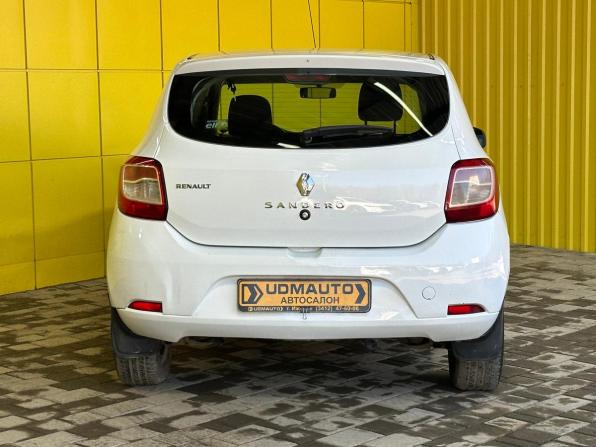 Renault Sandero II с пробегом 2016 года, цена 499 000 рублей, 339339 км, хэтчбек, Автокод Объявления