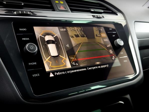 Volkswagen Tiguan II Рестайлинг с пробегом 2021 года, цена 2 999 000 рублей, 170071 км, внедорожник, Автокод Объявления